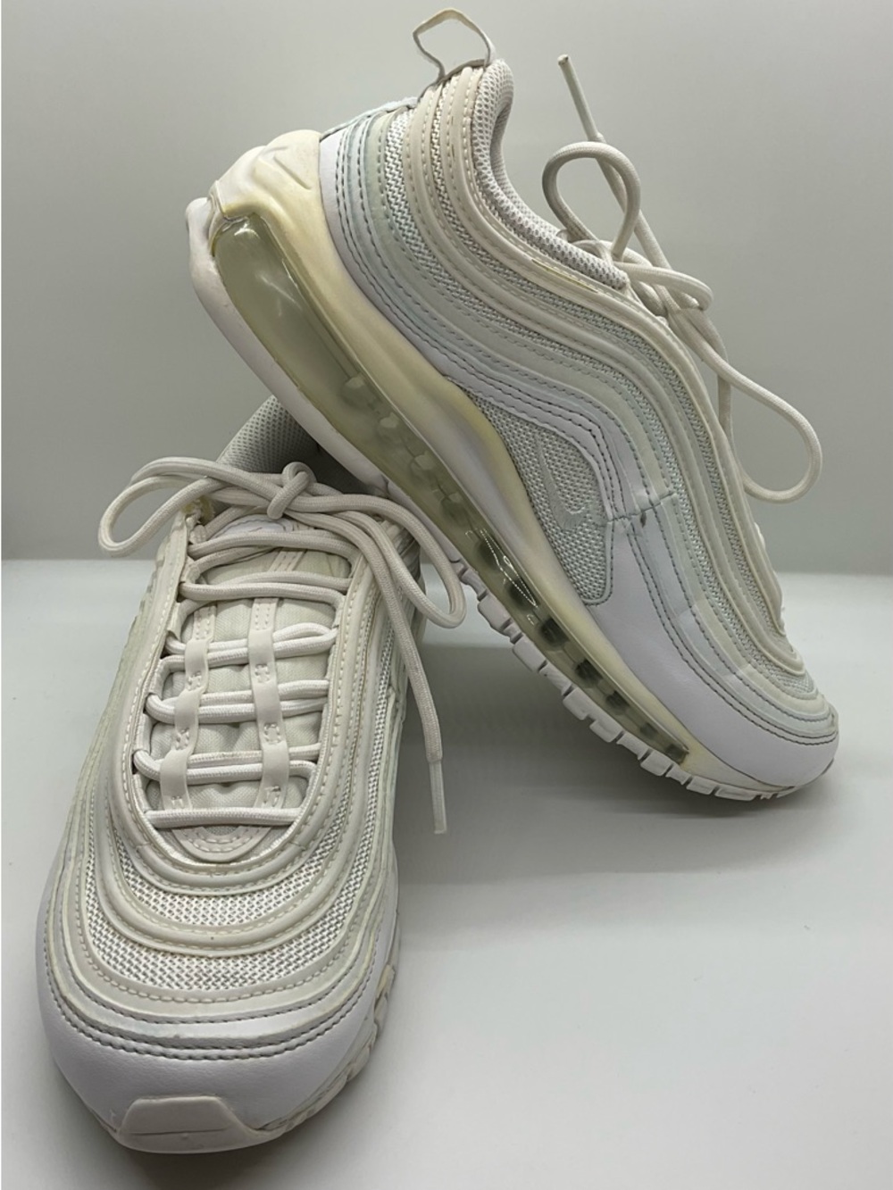 🦊 NIKE AIR MAX 97 Summit White in Womens size 6.5 Sneakers Tennis Shoe Jogging - Picture 2 of 7